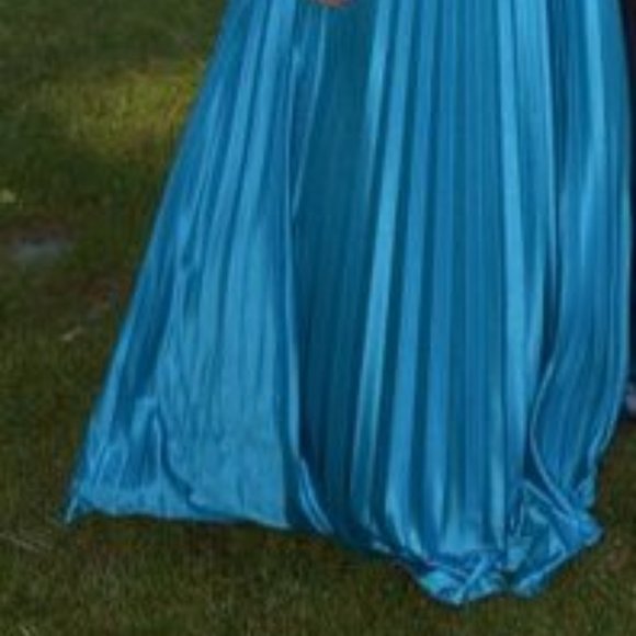 Turquoise Halter Neck Gown - Picture 7 of 7